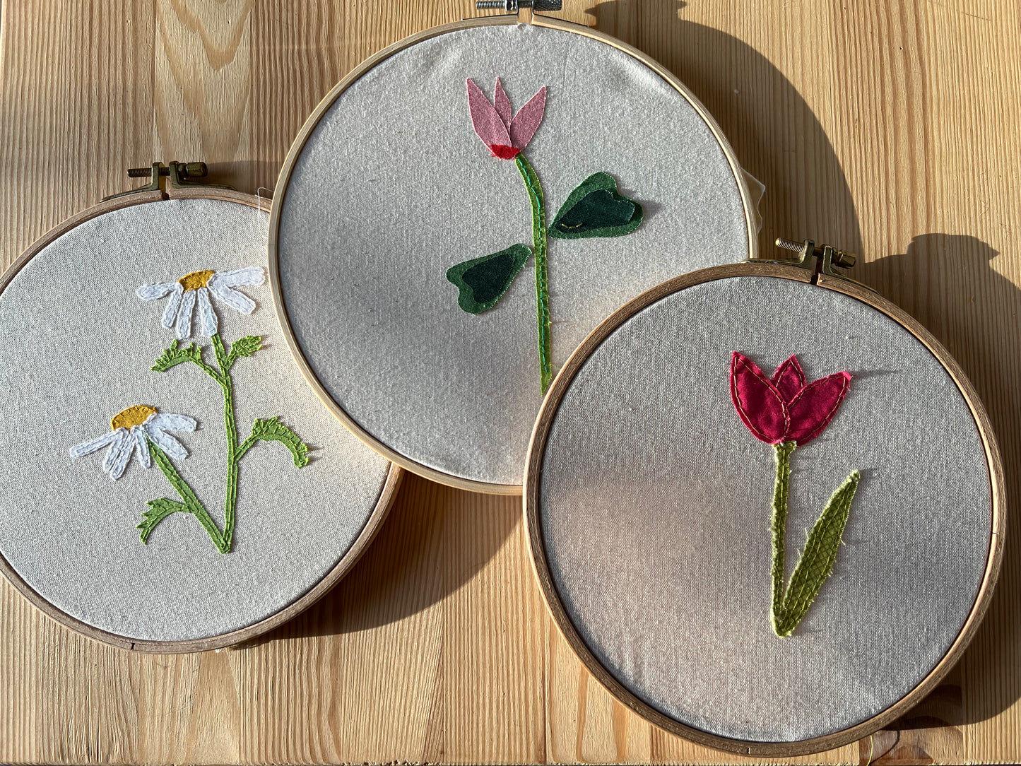 סדנת יצירת תמונת פרח אביבי